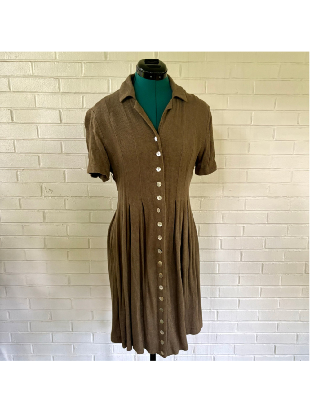 Vintage 70s khaki rayon fit & flare dress